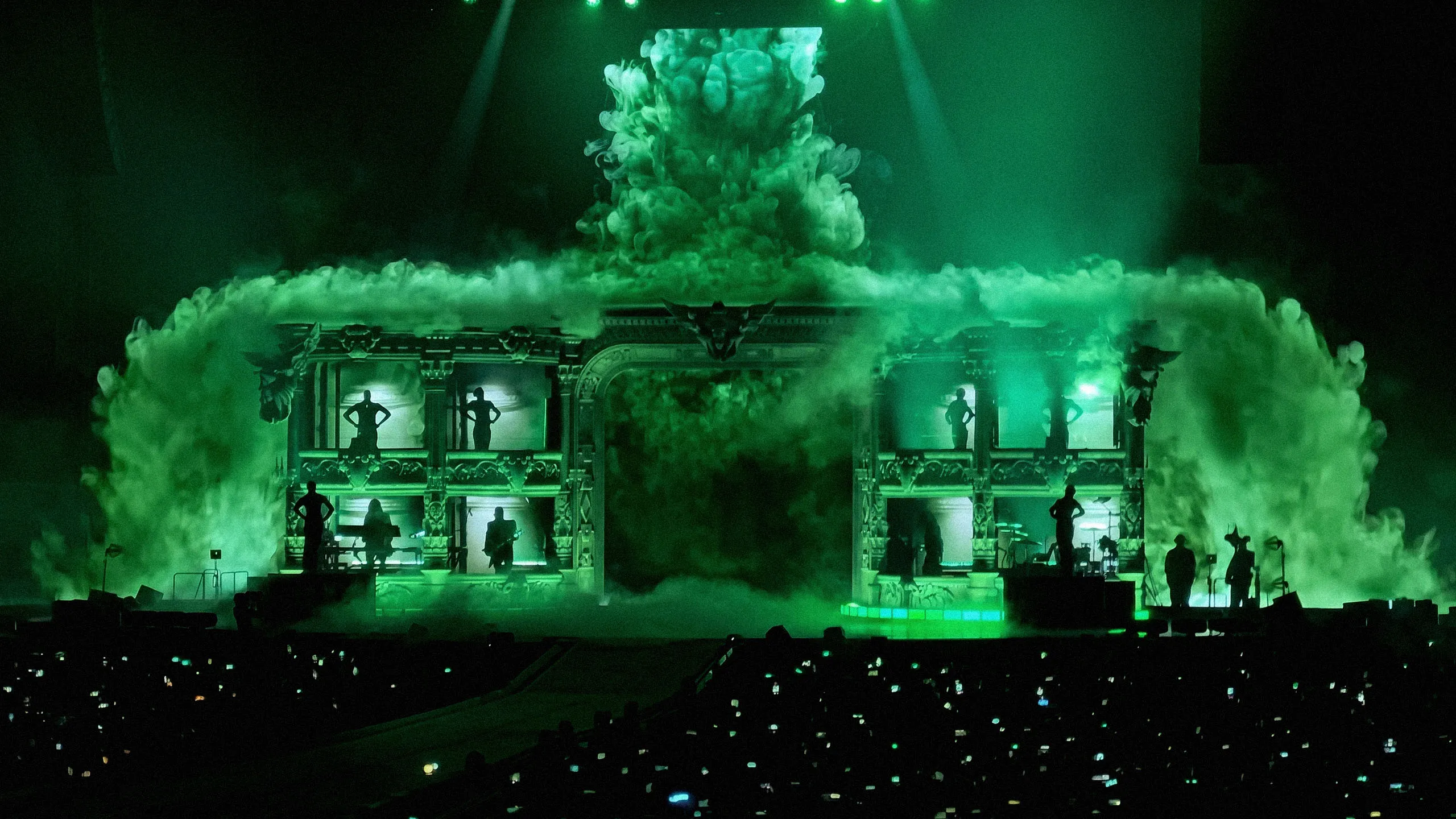 Lady Gaga - Mayhem Ball Tour