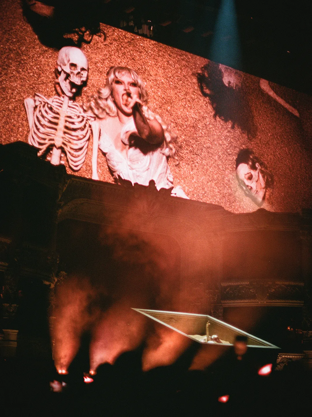 Lady Gaga - Mayhem Ball Tour
